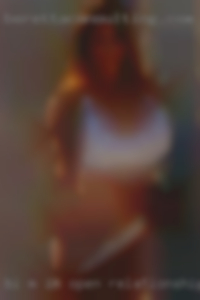 Bi M in open relationship.