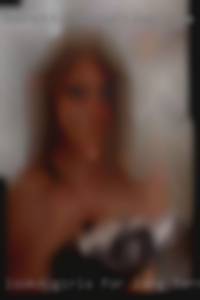Lookn girls for long term horny thang near Alaska.