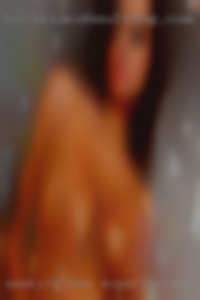 Seeking new experiences women and pleasures.