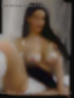 Wealth women is nude here not there in Springboro Ohio.