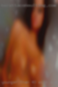 Younger than 40 with a nice partner curvy butt near Windsor Ontario.